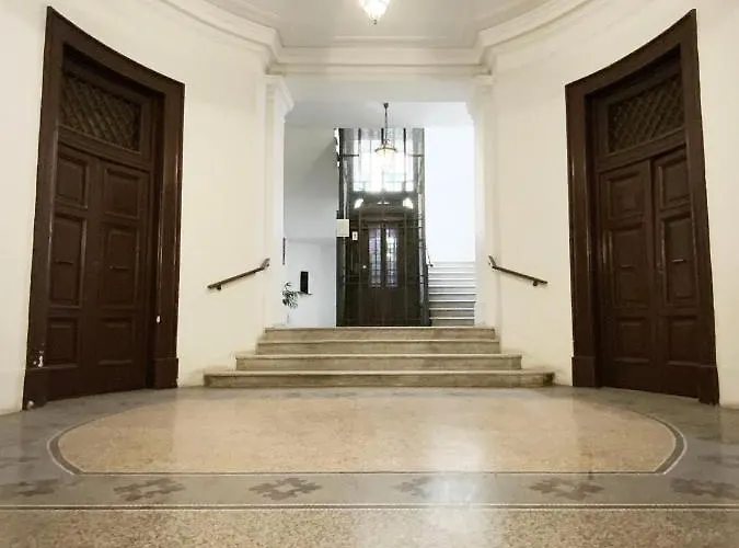 Ξενοδοχείο με διαμερίσματα Colosseum