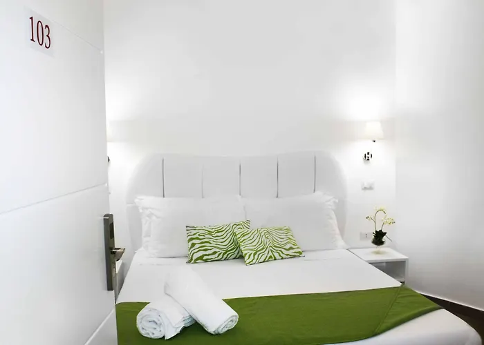 Ξενοδοχείο με διαμερίσματα Colosseum 3*