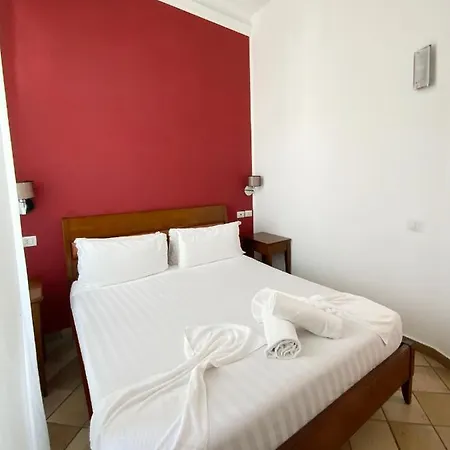 Colosseum Aparthotel 3*