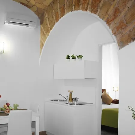 Colosseum Apartahotel